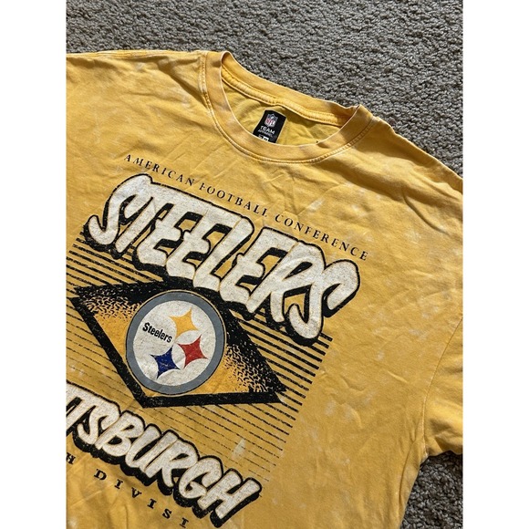 New Era Other - Men's NFL Team Apparel Pittsburgh Steelers Short Sleeve Shirt - Small